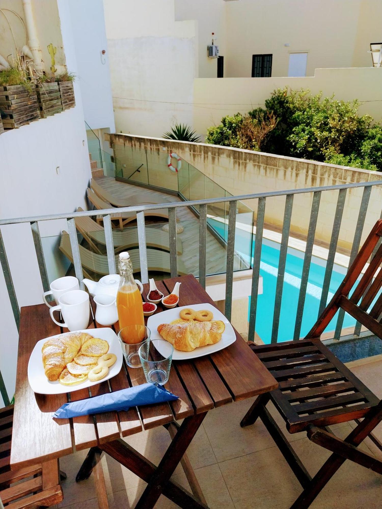 Pjazza Suites Boutique Hotel By Cx Collection Siggiewi Luaran gambar